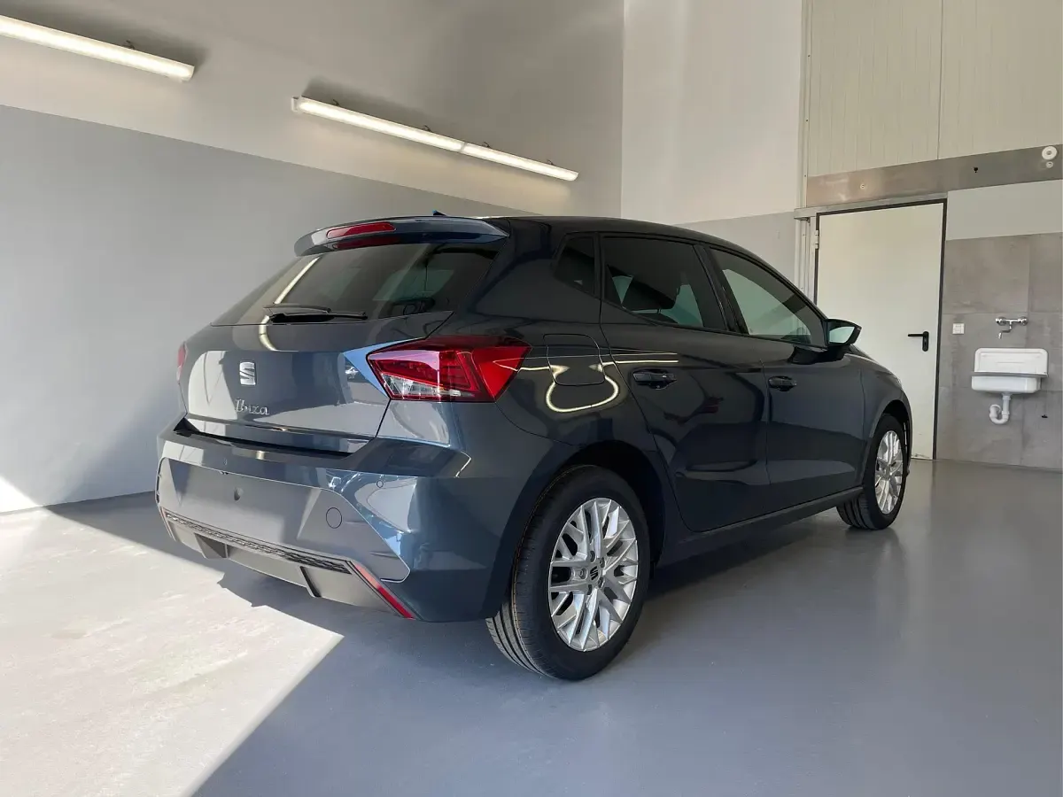 Neu Seat Ibiza CONNECT 80 PS (58 kW) 2026 [s7s7] magnetic grau metallic Kleinwagen