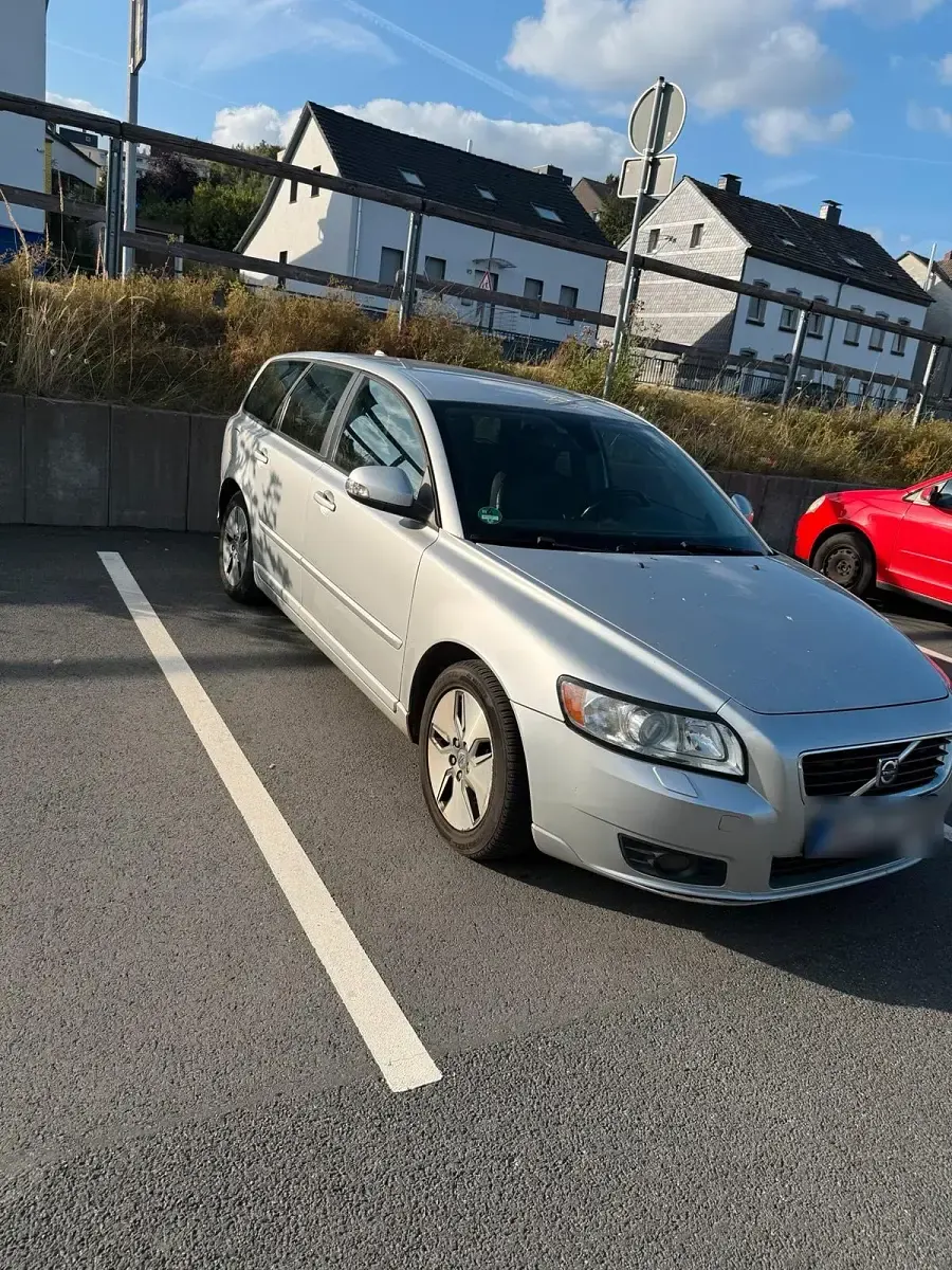 Gebraucht Volvo V50 109 PS (80 kW) 2009 Grau Kombi