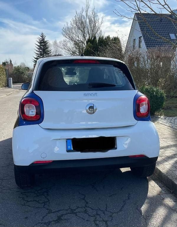 Gebraucht Smart ForFour 71 PS (52 kW) 2015 Weiß Kleinwagen