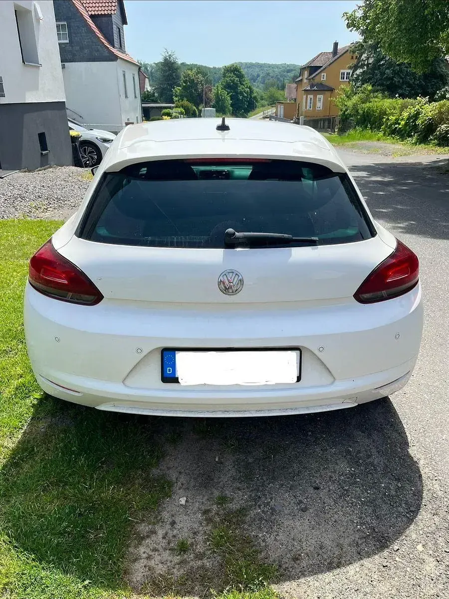 Gebraucht VW Scirocco 122 PS (89 kW) 2012 Weiß Coupé