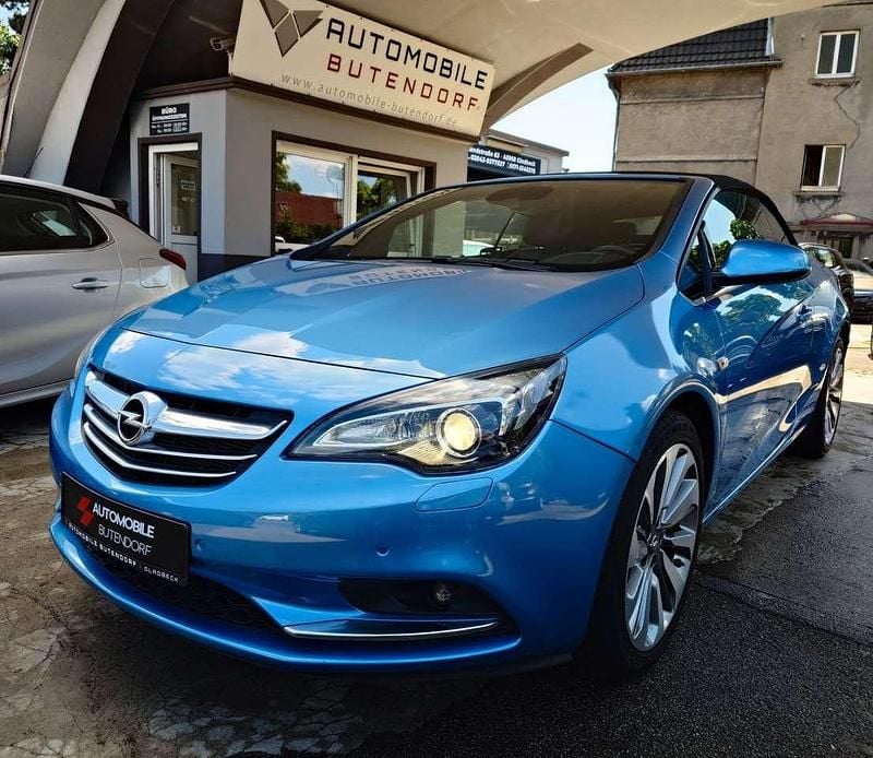 Blau Gebraucht 2016 Opel Cascada Innovation Cabrio | 11.899 € (Guter Preis) - Bild 1/4