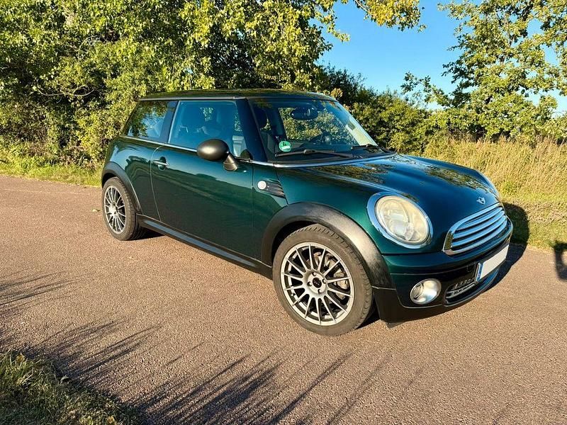 Grün Gebraucht 2008 Mini ONE Kleinwagen | 1.950 € (Superpreis) - Bild 1/4