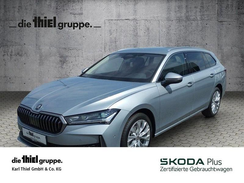 Gebraucht Skoda Superb Selection 150 PS (110 kW) 2025 Silber Kombi