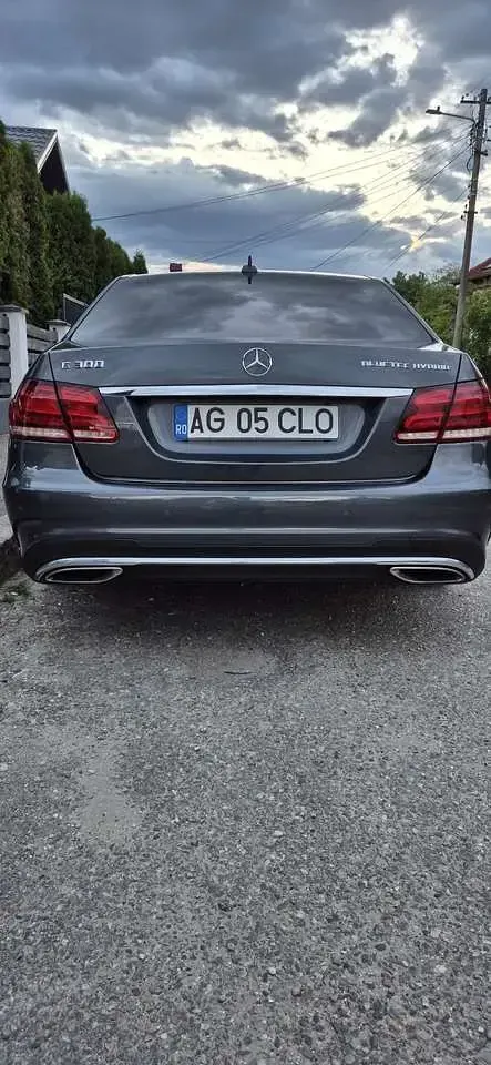 Gebraucht Mercedes 300 AMG 204 PS (150 kW) 2013 Blau Limousine
