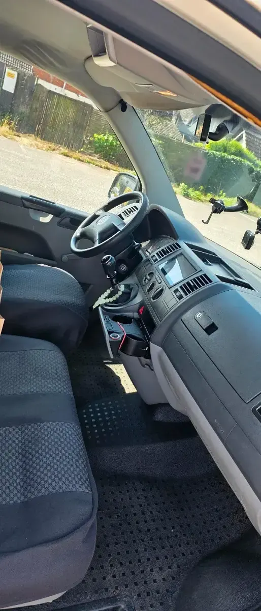 Gebraucht VW Multivan 80 PS (58 kW) 2007 Weiß Van / Kleinbus