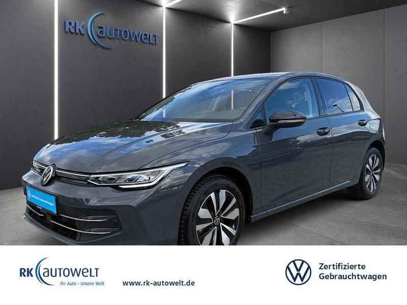 Grau Gebraucht 2024 VW Golf VIII Goal Limousine | 28.790 € (Superpreis) - Bild 1/3