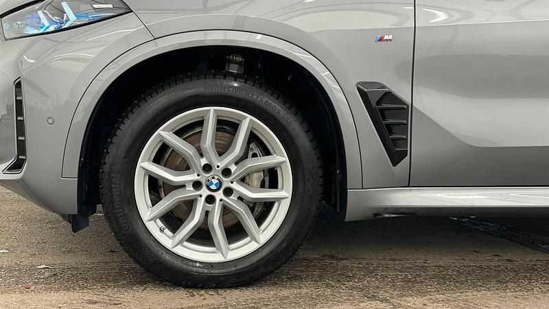 Gebraucht BMW X5 Efficient Dynamics 286 PS (210 kW) 2024 Skyscraper grau metallic SUV