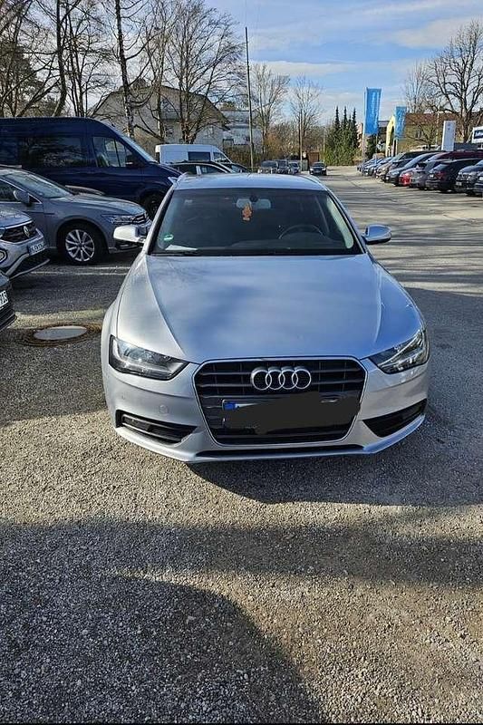 Gebraucht Audi A4 Ambiente 150 PS (110 kW) 2014 Silber Kombi