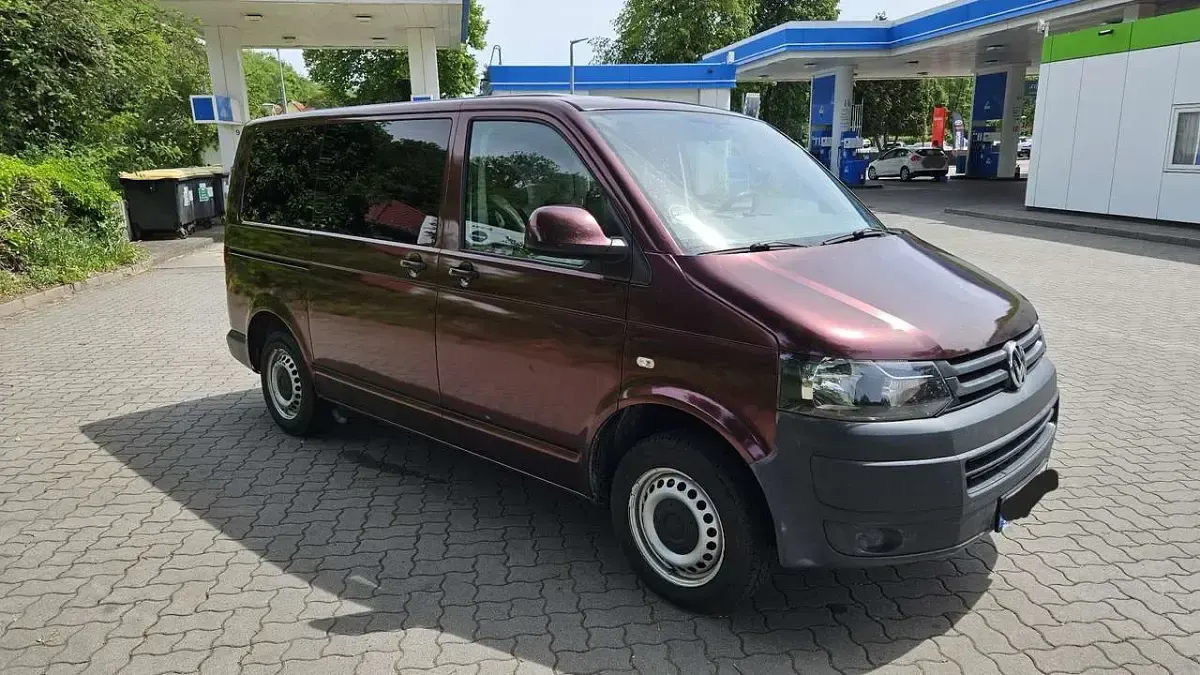 Gebraucht VW Transporter 84 PS (61 kW) 2013 Violett Van