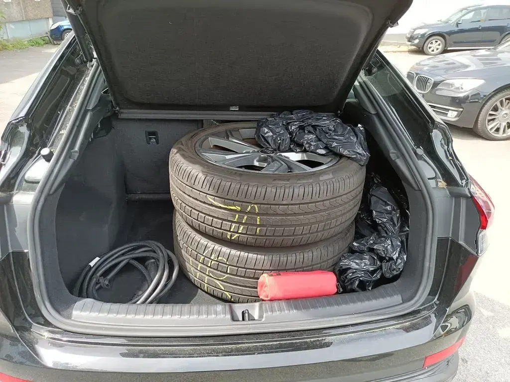Gebraucht Audi Q4 Sportback e-tron 219 kW (299 PS) 2022 Schwarz SUV
