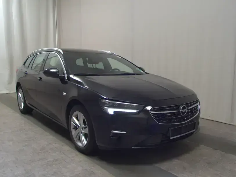 Gebraucht Opel Insignia Business 122 PS (89 kW) 2022 Schwarz Kombi
