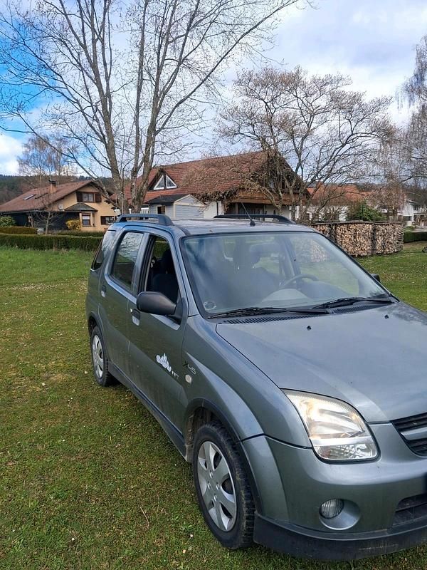 Gebraucht Suzuki Ignis 94 PS (69 kW) 2005 Grau Kleinwagen