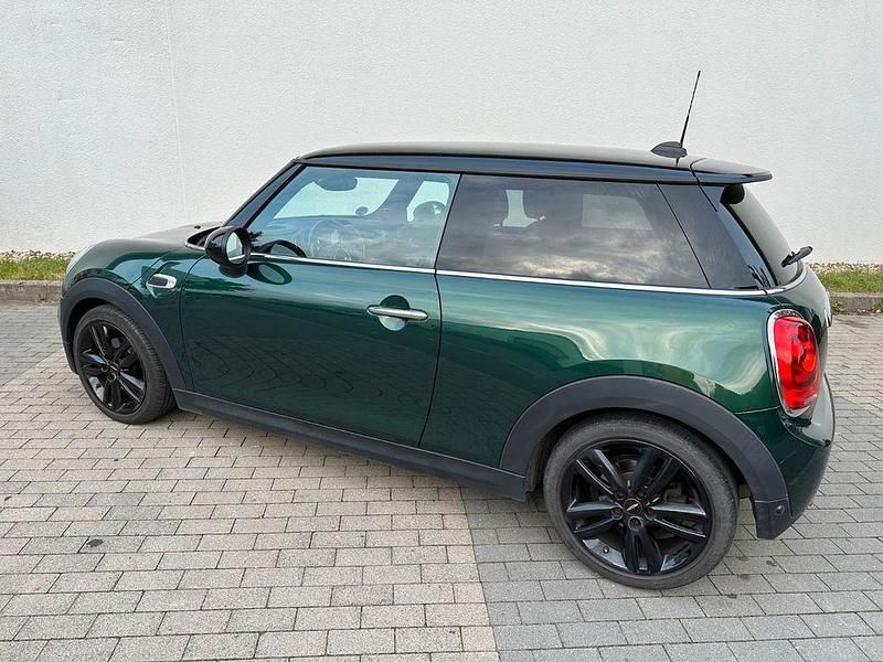 Gebraucht Mini Cooper 136 PS (100 kW) 2018 Grün Kleinwagen