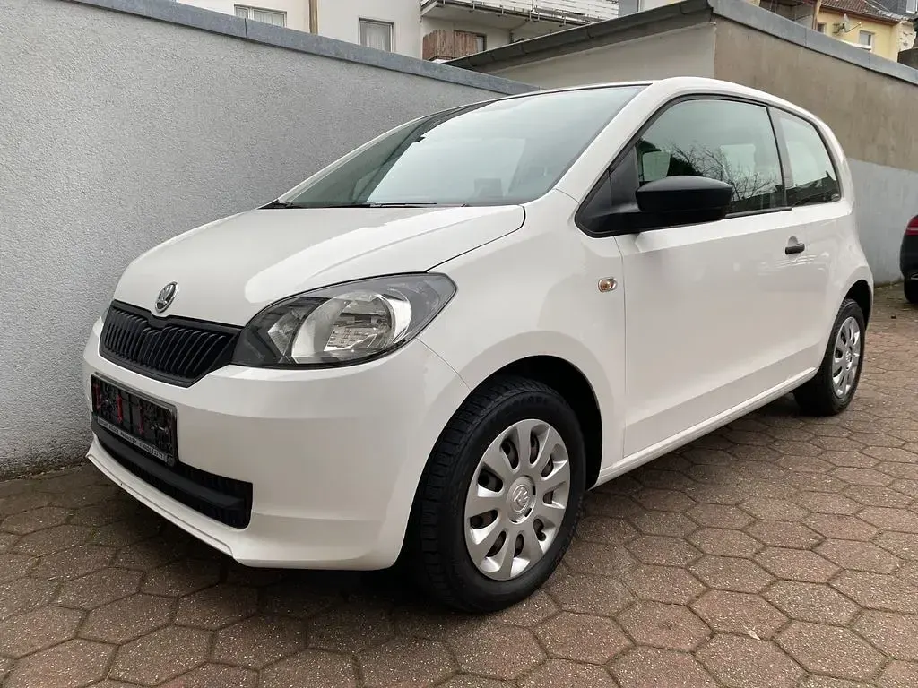 Używany Skoda Citigo 60 KM (44 kW) 2013 Biały Hatchback