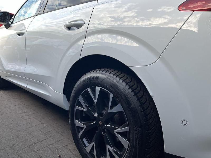 Second-hand Cupra Terramar 150 CP (110 kW) 2025 Alb SUV