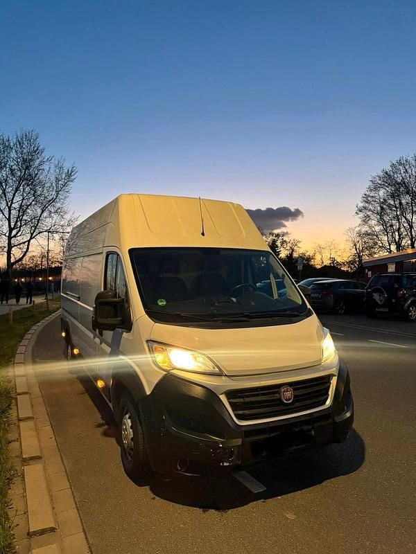 Gebraucht Fiat Ducato 150 PS (110 kW) 2019 Weiß Van