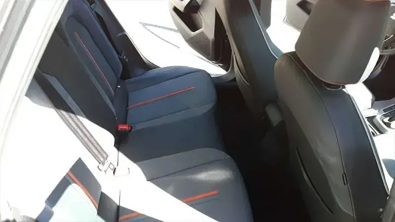 Gebraucht Seat Arona Beats 116 PS (85 kW) 2019 Grau/ magneticgrau zweifarbig / metallic SUV