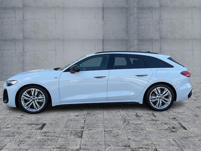 Gebraucht Audi A5 Ambiente 299 PS (219 kW) 2025 Gletscherweiß metallic Kombi