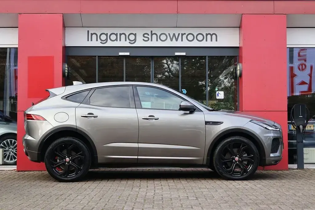 Używany Jaguar E-Pace R-Dynamic 150 KM (110 kW) 2019 Szary SUV