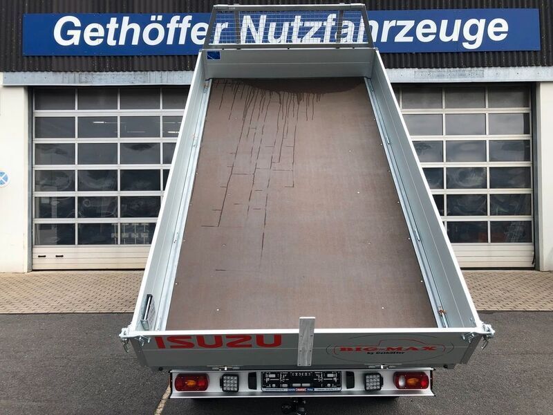 Gebraucht Isuzu D-Max 163 PS (119 kW) 2024 Weiß Abholung