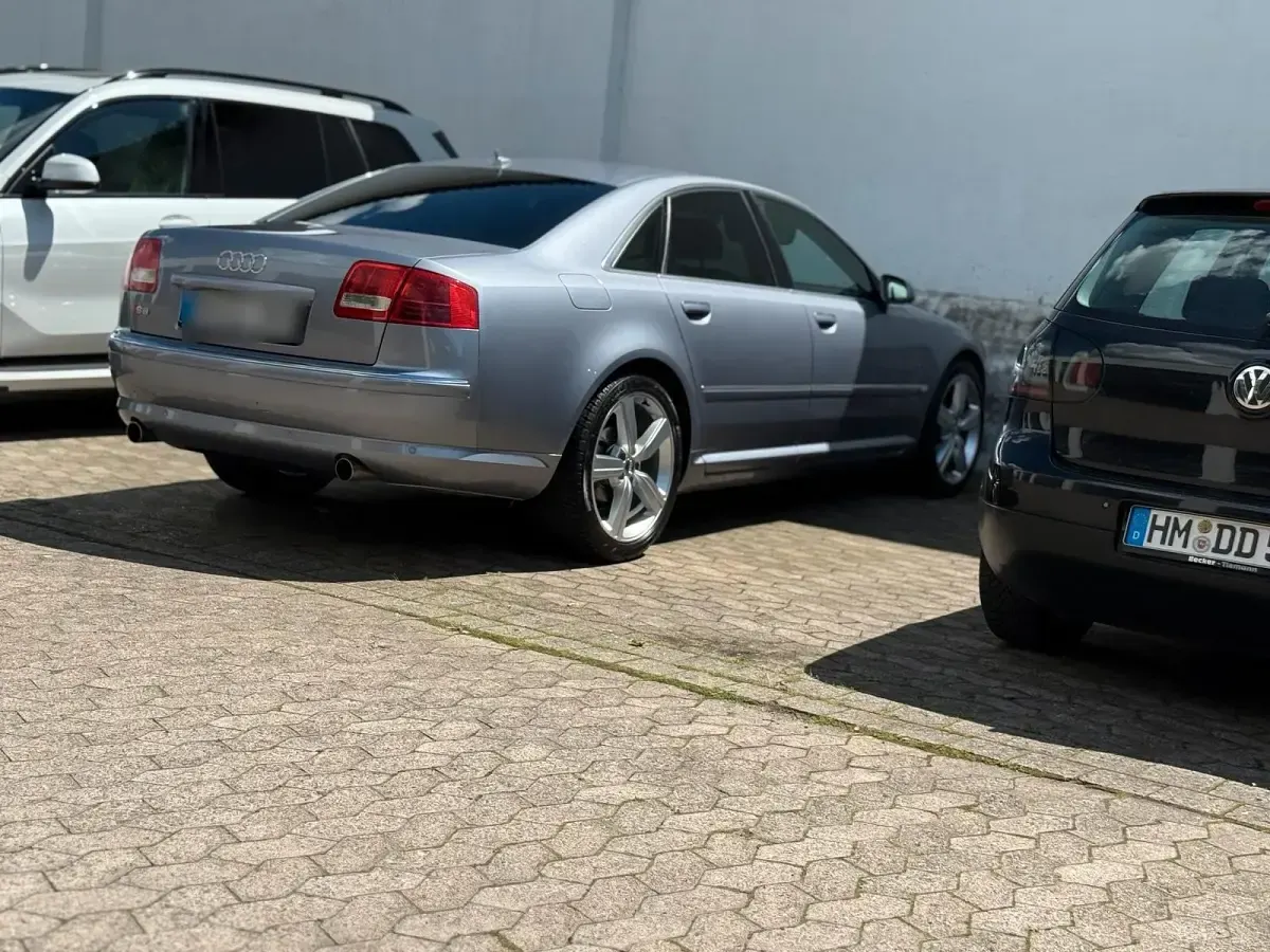 Gebraucht Audi A8 232 PS (170 kW) 2007 Grau Limousine