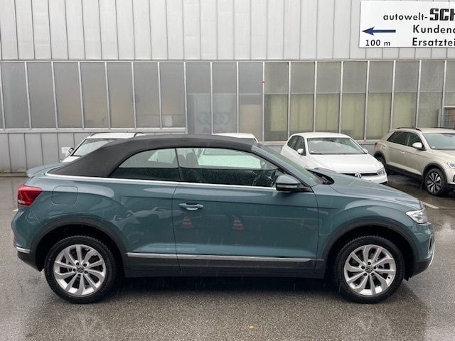 Gebraucht VW T-Roc Cabriolet Style 116 PS (85 kW) 2024 Petroleum blue metallic Cabrio
