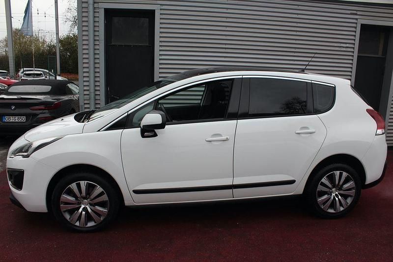 Gebraucht Peugeot 3008 Active 156 PS (114 kW) 2014 Weiß Van / Kleinbus