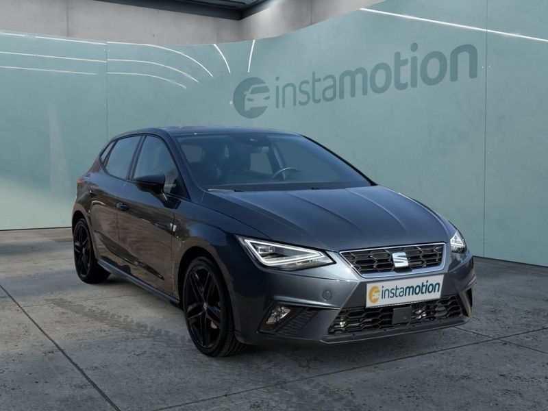 Grau Gebraucht 2024 Seat Ibiza Black Edition Limousine | 23.460 € (Etwas zu teuer) - Bild 1/4