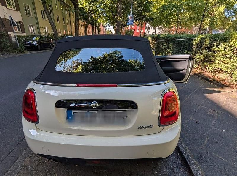 Gebraucht Mini Cooper 136 PS (100 kW) 2019 Weiß Kleinwagen