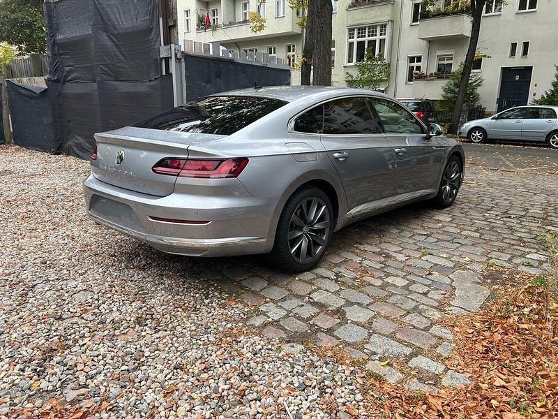 Gebraucht VW Arteon Elegance 150 PS (110 kW) 2020 Pyrit silber Limousine