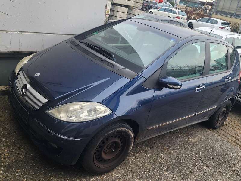 Blau Gebraucht 2004 Mercedes A170 Elegance Limousine | 500 € (Superpreis) - Bild 1/4