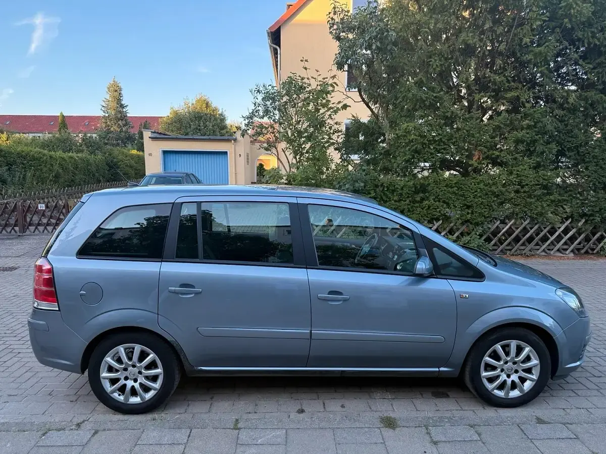 Gebraucht Opel Zafira 105 PS (77 kW) 2006 Grau Van / Kleinbus