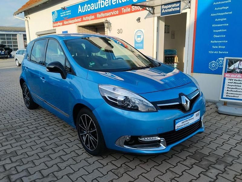 Blau Gebraucht 2013 Renault Scénic III Bose Edition Limousine | 4.499 € (Fairer Preis) - Bild 1/4