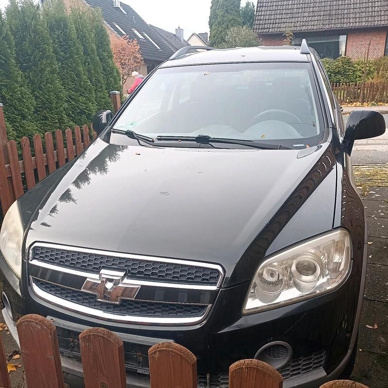 Schwarz Gebraucht 2007 Chevrolet Captiva SUV | 1.900 € (Superpreis) - Bild 1/4