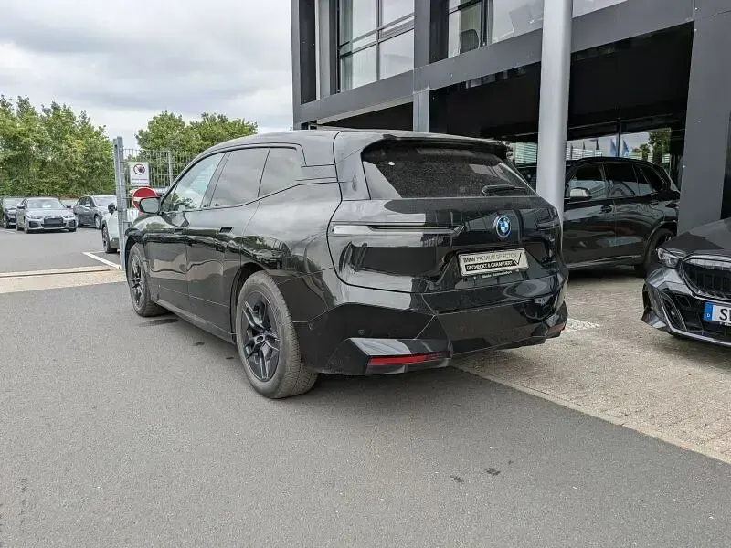 Gebraucht BMW iX Sport Line 384 kW (523 PS) 2024 Schwarz SUV