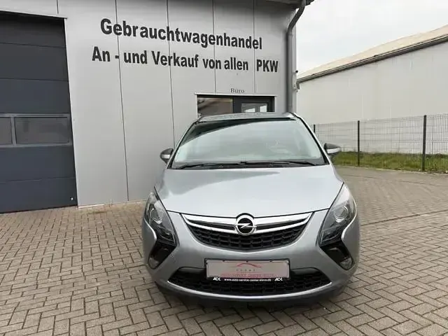 Gebraucht Opel Zafira Tourer 120 PS (88 kW) 2012 Silber Van / Kleinbus