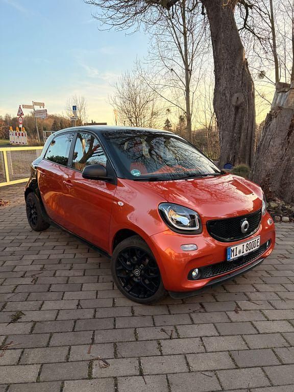 Gebraucht Smart ForFour Electric Drive 60 kW (82 PS) 2018 Orange Limousine