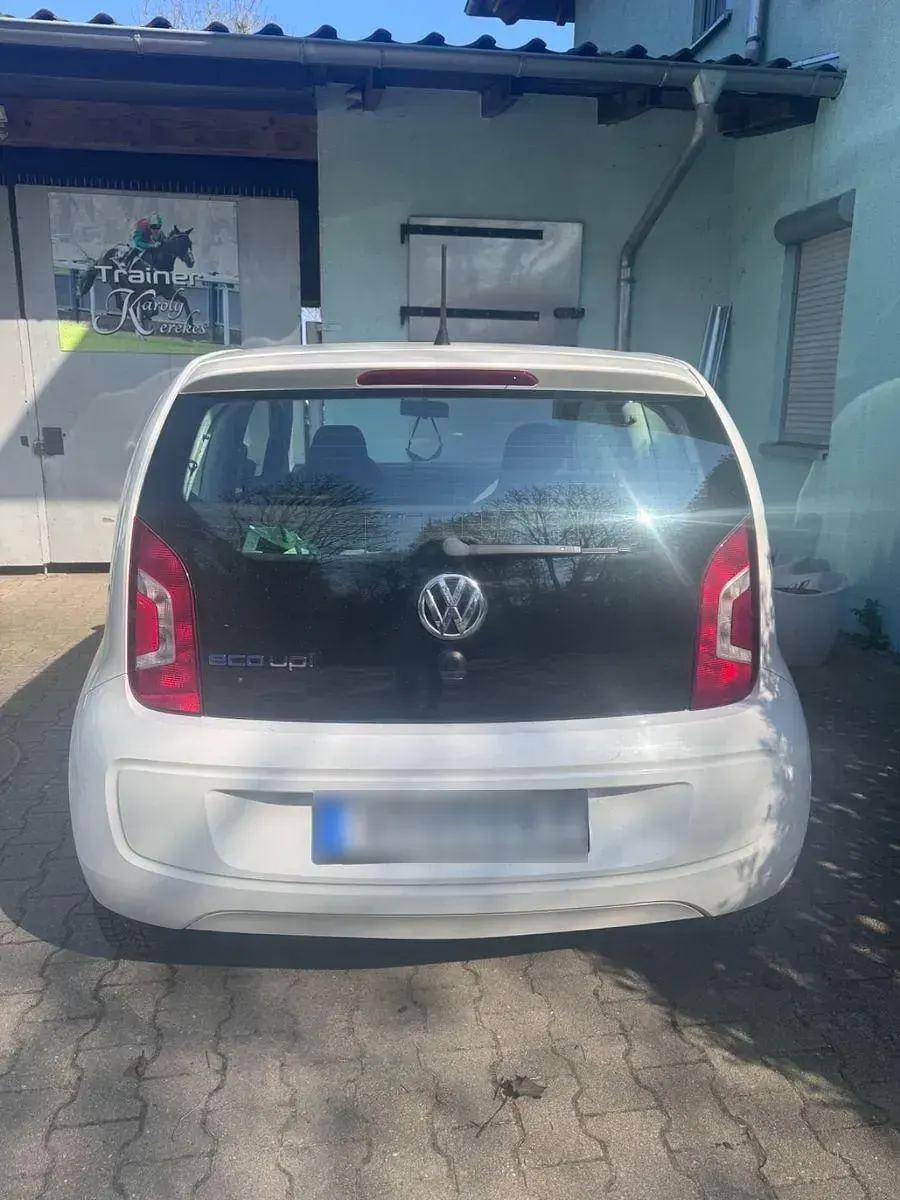 Gebraucht VW up! 68 PS (50 kW) 2016 Weiß Kleinwagen