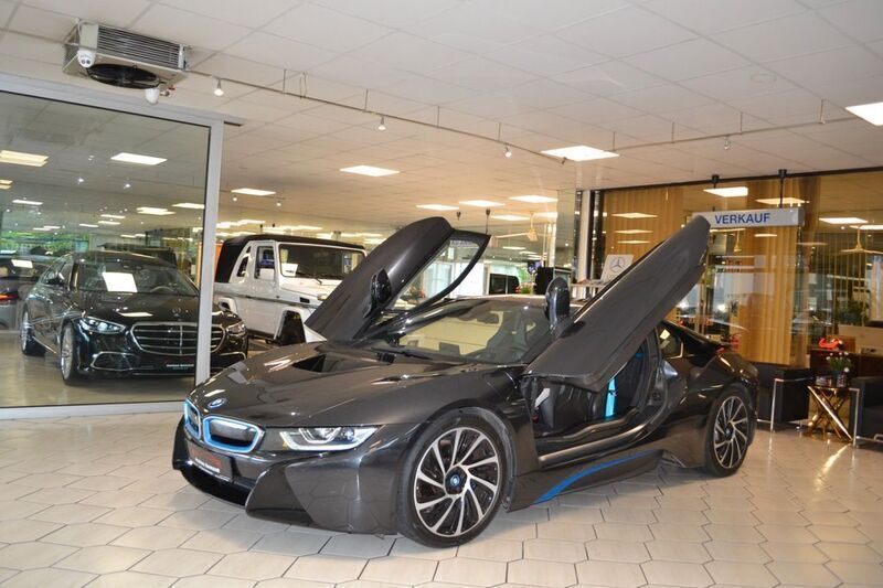Schwarz Gebraucht 2017 BMW i8 Coupé | 54.900 € - Bild 1/4