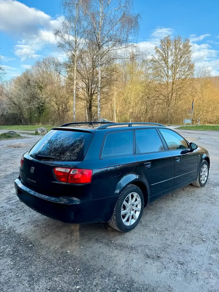 Gebraucht Seat Exeo 143 PS (105 kW) 2011 Schwarz Kombi