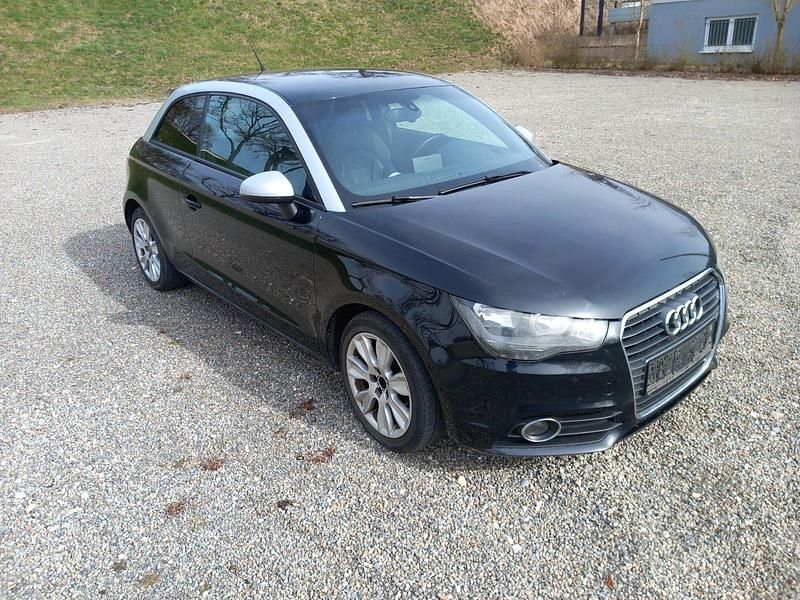 Gebraucht Audi A1 122 PS (89 kW) 2010 Schwarz Kleinwagen