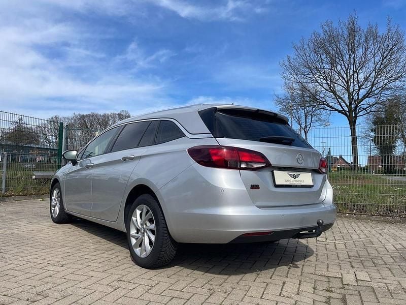 Gebraucht Opel Astra 136 PS (100 kW) 2018 Silber Kombi