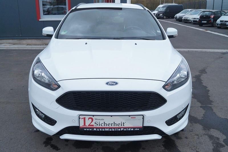 Gebraucht Ford Focus ST-Line 140 PS (102 kW) 2018 Weiß Kombi