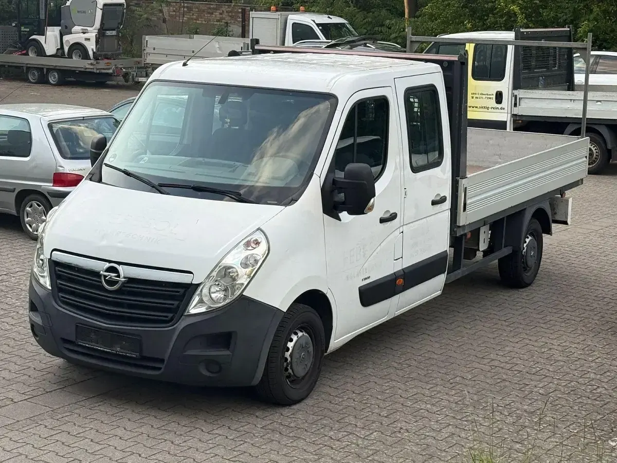 Gebraucht Opel Movano 136 PS (100 kW) 2015 Weiß Van / Kleinbus