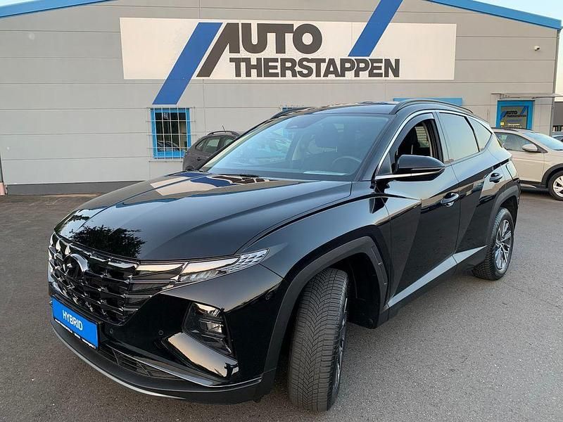 Phantom black (metallic) Gebraucht 2023 Hyundai Tucson Trend SUV | 28.990 € (Fairer Preis) - Bild 1/4