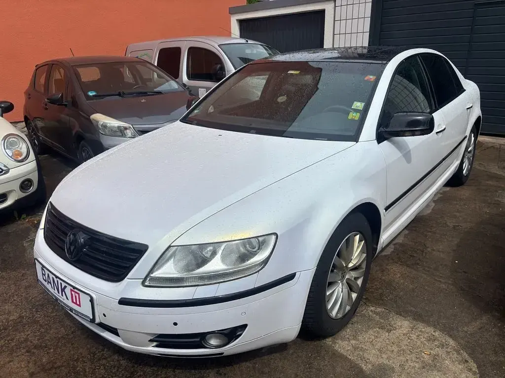 Usata VW Phaeton 239 CV (175 kW) 2010 Bianco Berlina