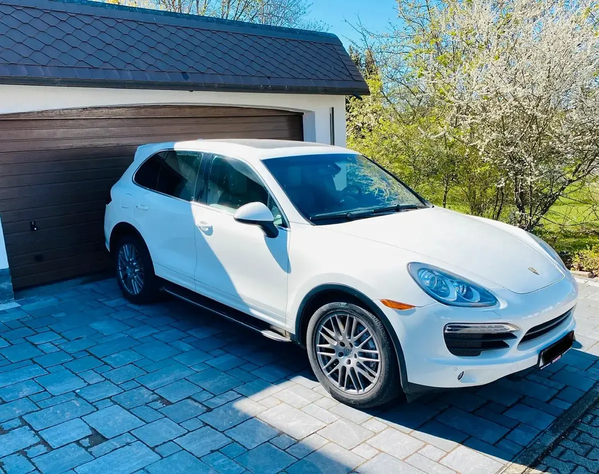 Gebraucht Porsche Cayenne S 400 PS (294 kW) 2011 Weiß SUV