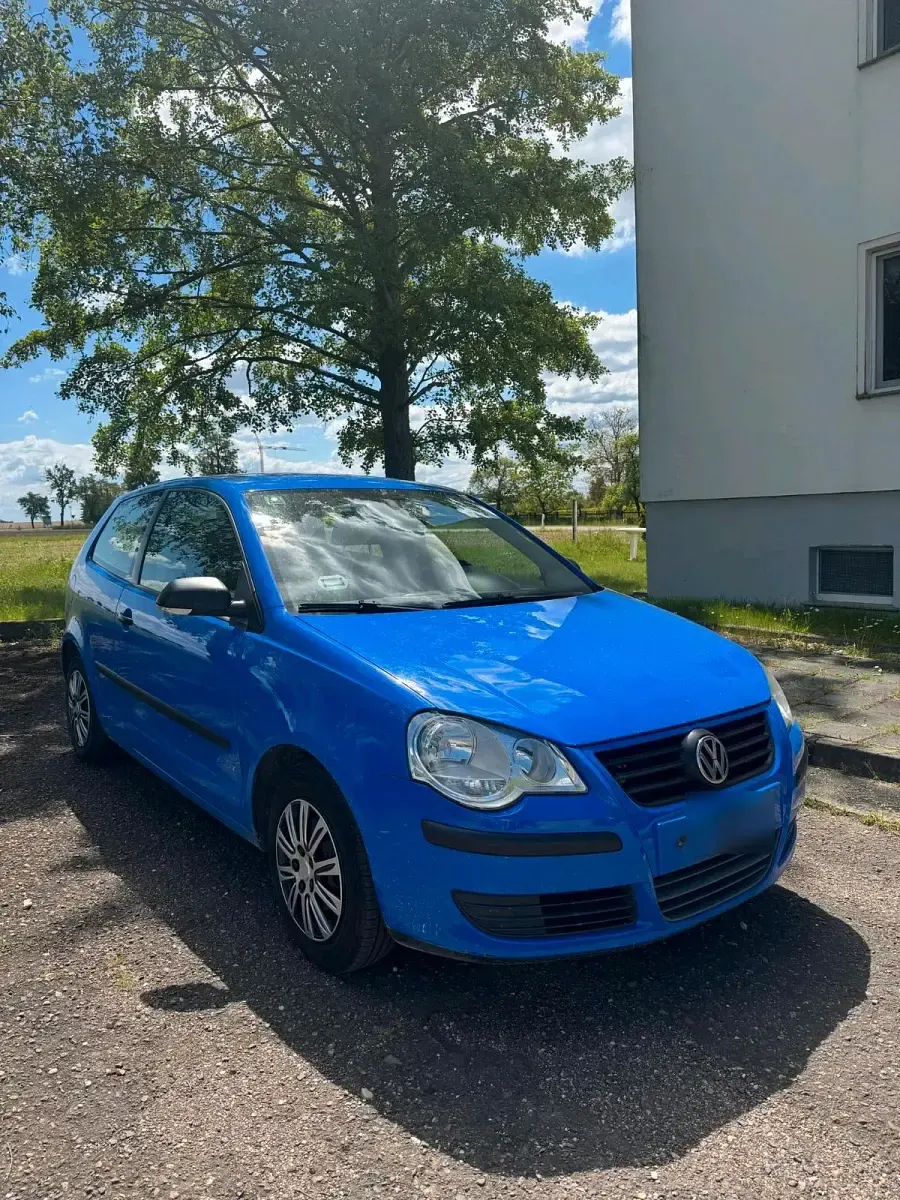 Gebraucht VW Polo 60 PS (44 kW) 2009 Blau Kleinwagen