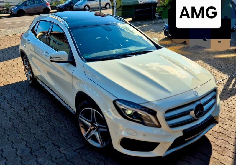 Calcitweiss unilack Gebraucht 2015 Mercedes GLA180 Sport SUV | 20.999 € (Fairer Preis) - Bild 1/4