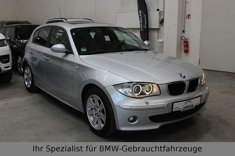Silber Gebraucht 2006 BMW 120 Advantage Kleinwagen | 8.699 € (Teuer) - Bild 1/4